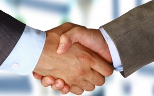 5 tips to make you a better networker (Photo: Shutterstock/Tsyhun)