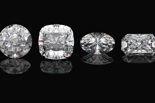 Diamond shapes 101: Above: Round Cut, Princess Cut, Oval Cut and Emerald Cut diamonds (Photos: Modella/Shutterstock)