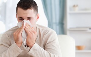 Is It A Cold Or Allergies? (Photo: Shutterstock/wavebreakmedia)