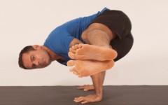Learn how to perform a spinal twist to arm balance yoga pose (Photo credits: Glenn Gebhardt)
