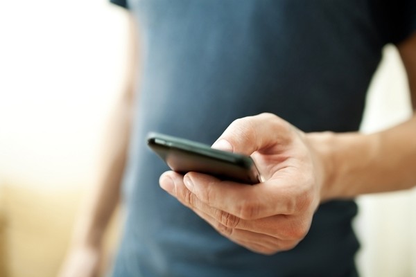 The trouble with texting  (Photo: Kostenko Maxim/Shutterstock)