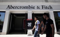 Above: During its Q2 2014 results, Abercrombie said that it will phase out its logo products by spring 2015 in an attempt to overhaul its brand image (Photo: Northfoto/Shutterstock)