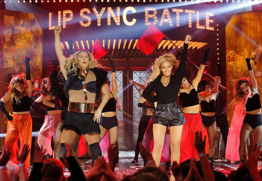 Above: Beyoncé joins Channing Tatum on stage for an incredible performance of "Run the World (Girls)" on Lip Sync Battle