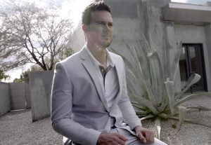 Above: Express signs Major League Baseball All-Star Kris Bryant of the Chicago Cubs as the next Men's Brand Ambassador