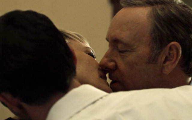 The 10 Most Shocking Moments From House of Cards - That Meechum threesome