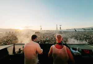 How To Take The Best Concert Photos With Your Smartphone